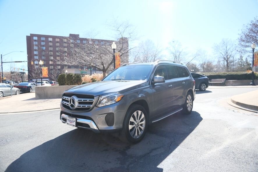 2019 Mercedes Benz GLS 450 4MATIC photo 4