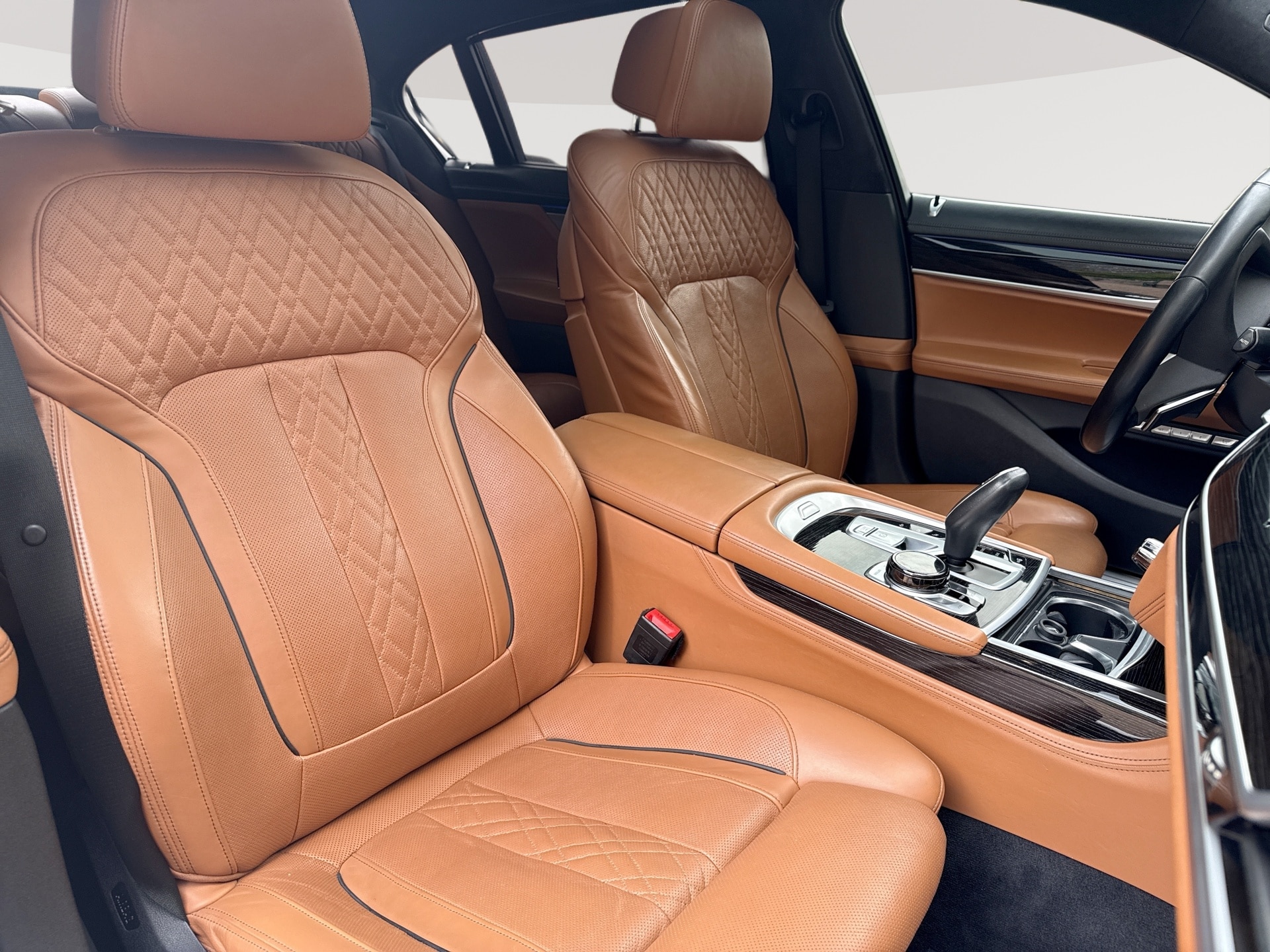 2017 BMW 7 Series 750i - Photo 28