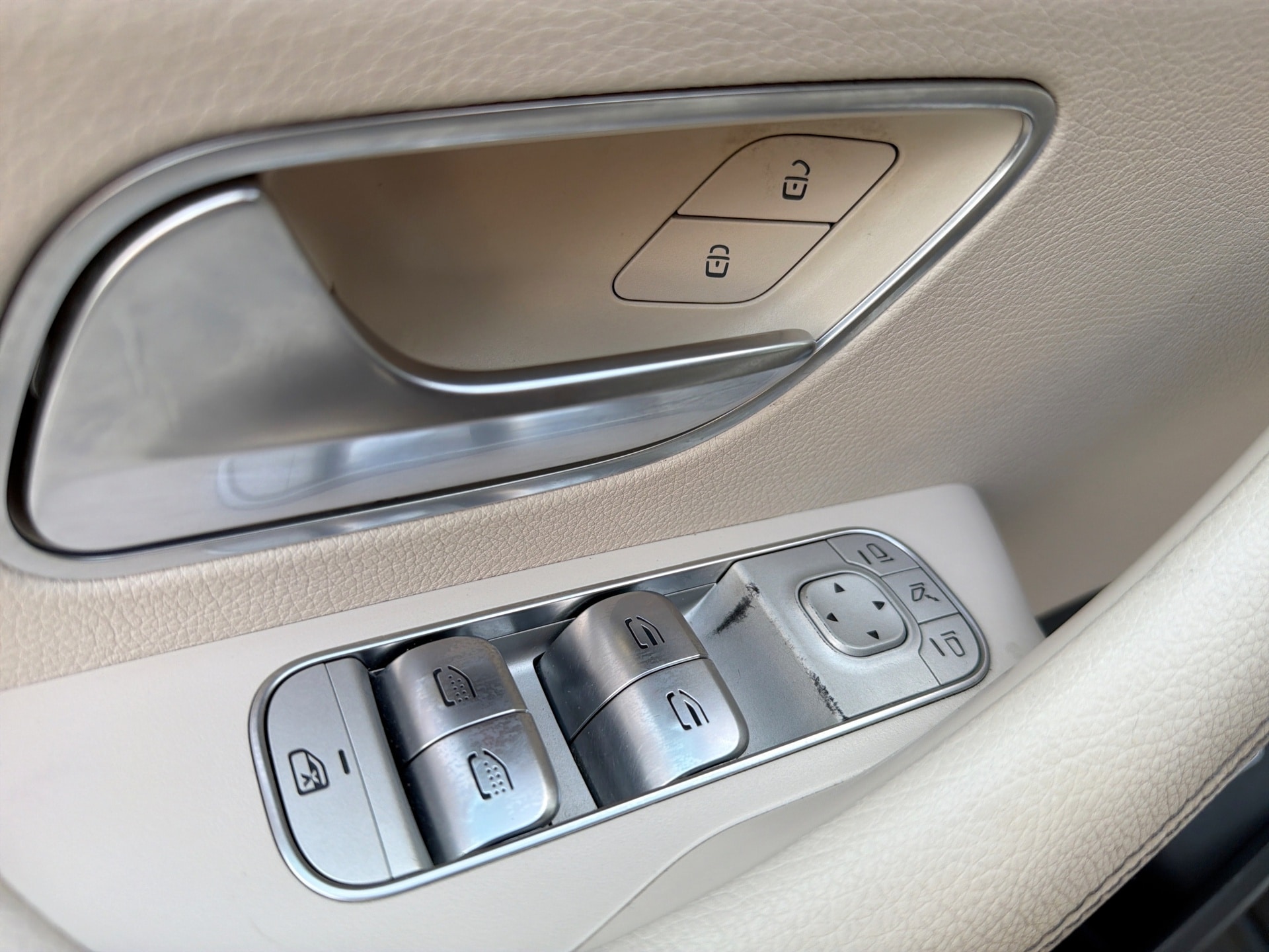 2020 Mercedes-Benz GLS GLS450 - Photo 15