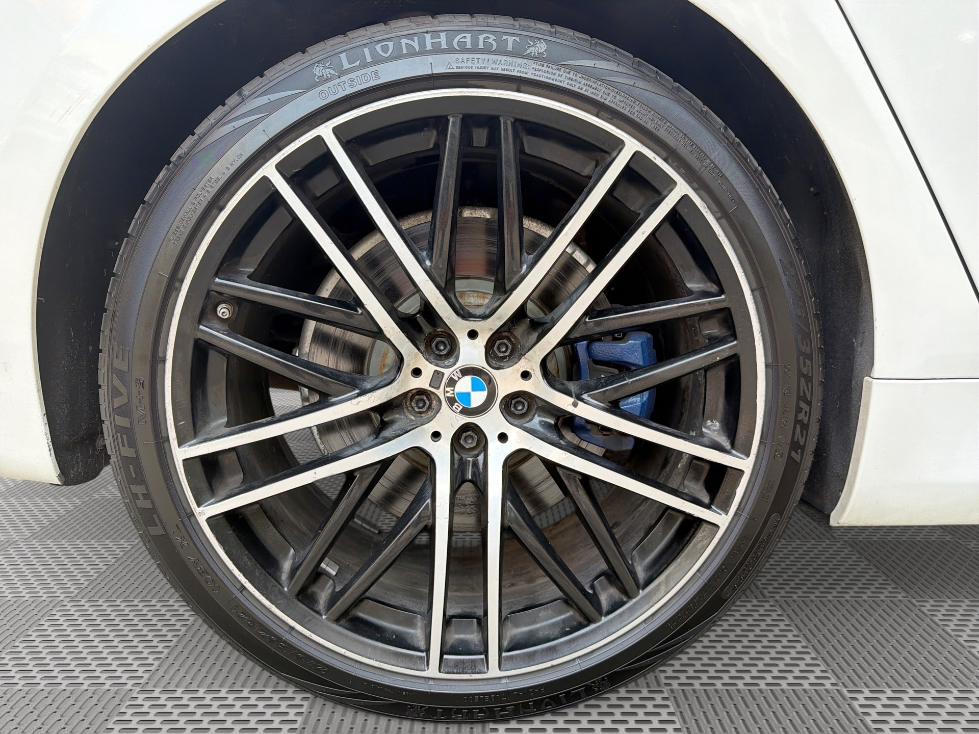 2018 BMW 7 Series 750i - Photo 30