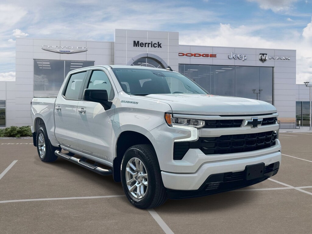 Used 2023 Chevrolet Silverado 1500 RST 4WD Crew Cab 147 RST