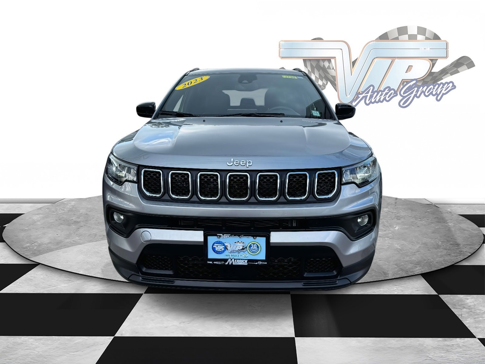 2023 Jeep Compass Latitude photo 2