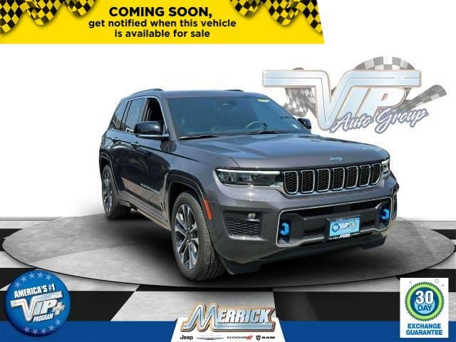 2023 Jeep Grand Cherokee Overland 4xe's photo