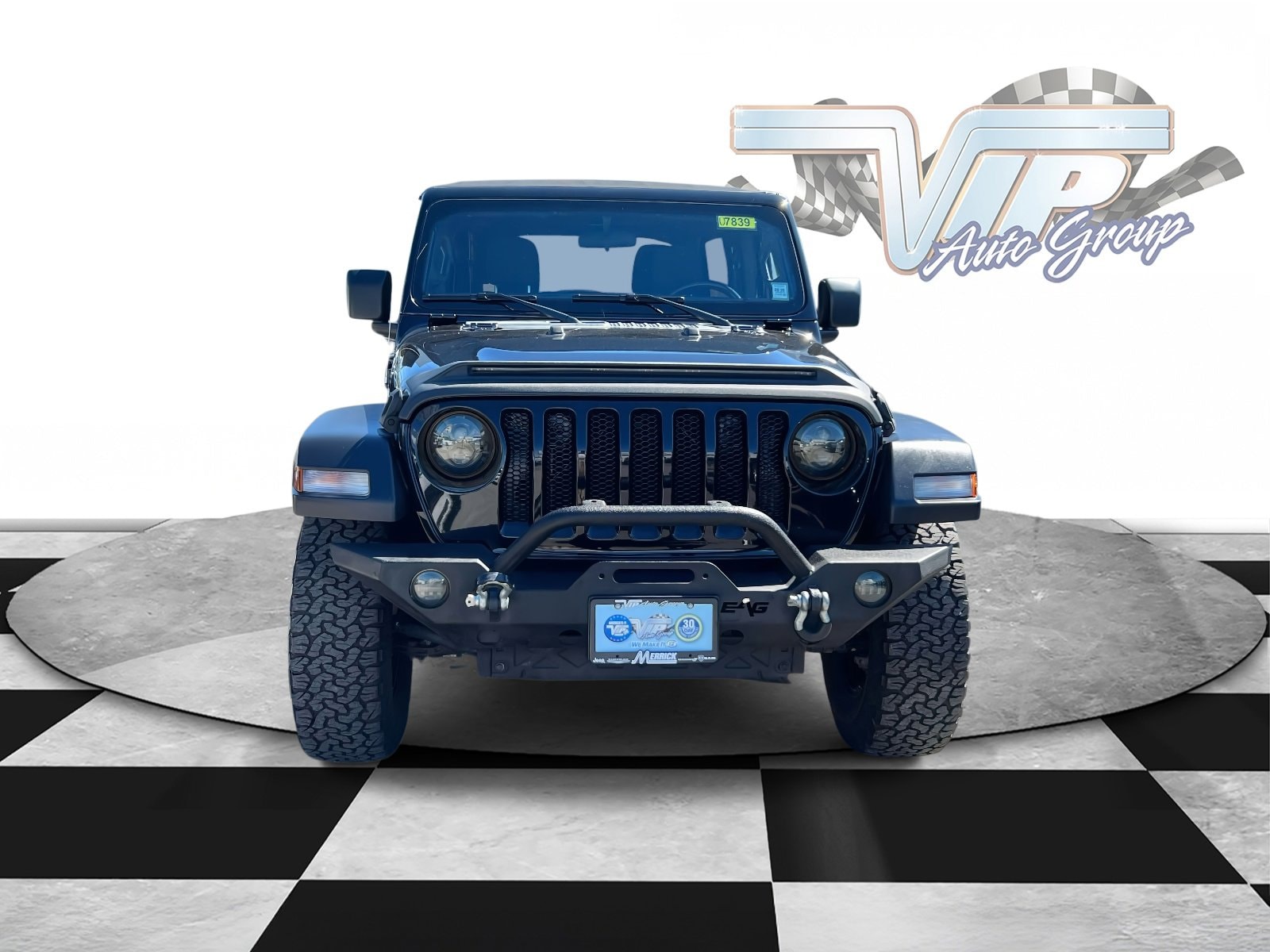 Used 2019 Jeep Wrangler Unlimited Sport S with VIN 1C4HJXDG9KW616439 for sale in Wantagh, NY