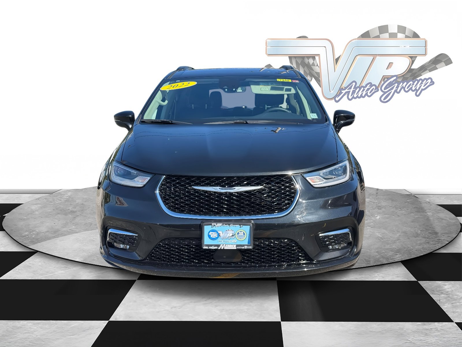 2022 Chrysler Pacifica Touring L photo 3