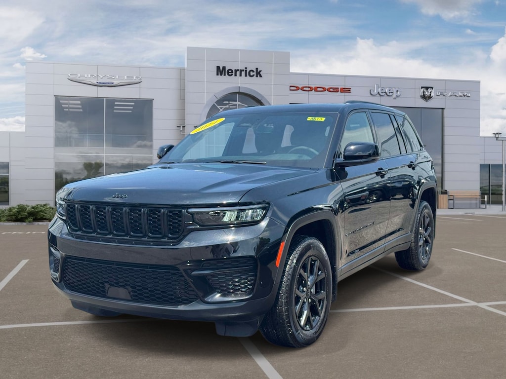 Used 2024 Jeep Grand Cherokee Altitude Altitude 4x4