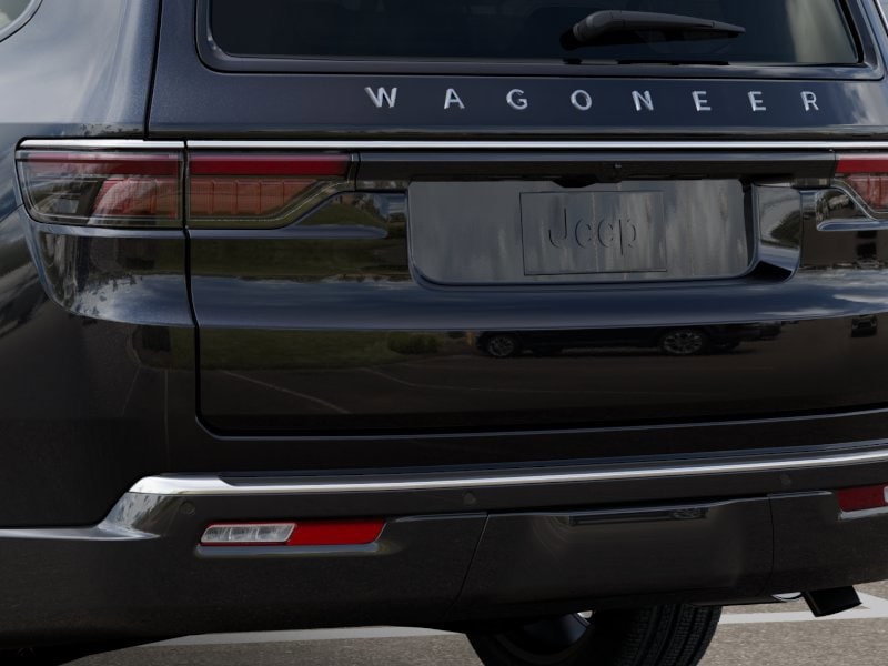 2025 Jeep Wagoneer L Series III - Photo 13