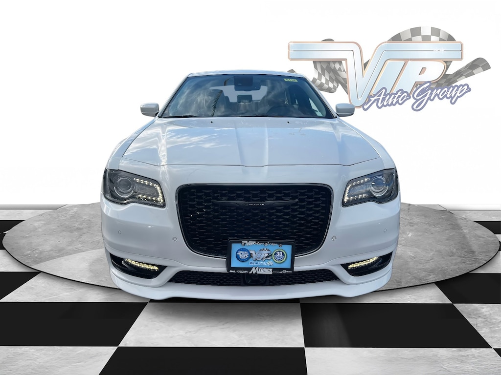 Used 2023 Chrysler 300 Touring L Touring L AWD