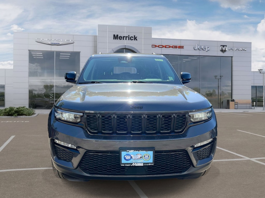 Used 2023 Jeep Grand Cherokee Limited Limited 4x4