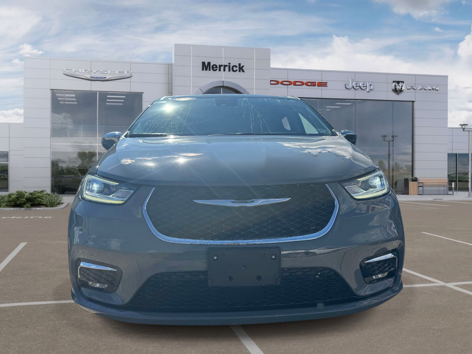 Certified 2023 Chrysler Pacifica Hybrid Limited Hybrid Limited FWD