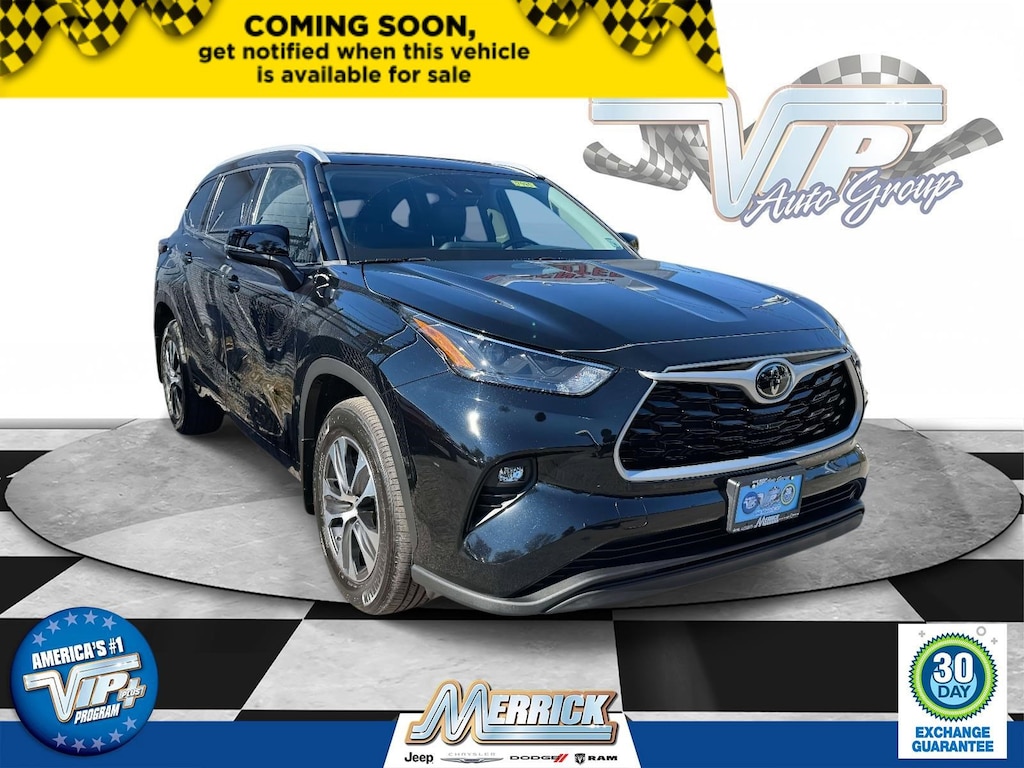 Used 2022 Toyota Highlander XLE XLE AWD