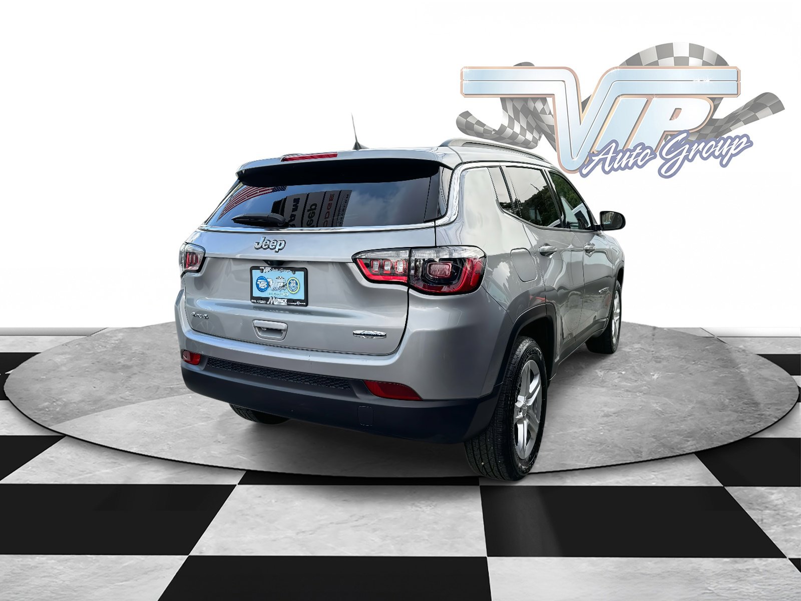 2023 Jeep Compass Latitude photo 4