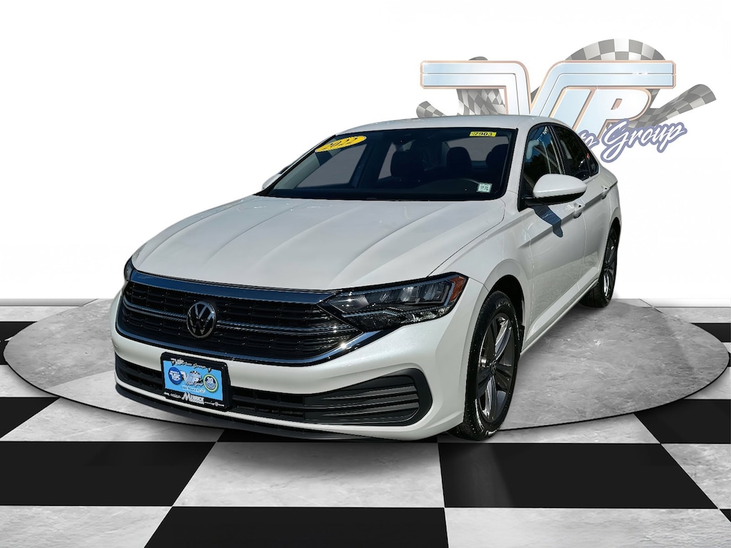 Used 2022 Volkswagen Jetta SE SE Auto