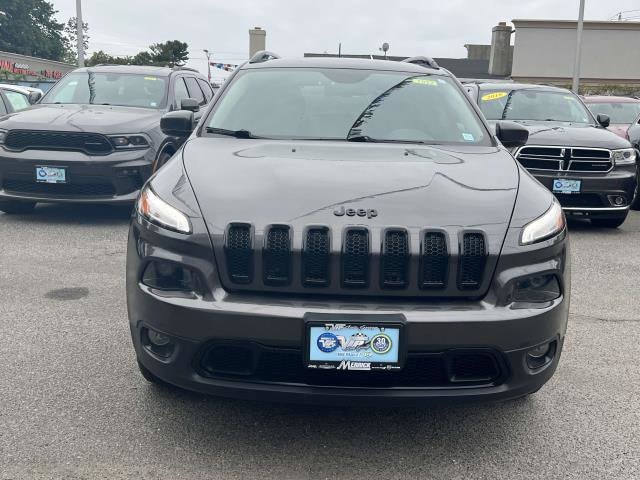 Used 2018 Jeep Cherokee Limited with VIN 1C4PJMDX0JD541134 for sale in Wantagh, NY