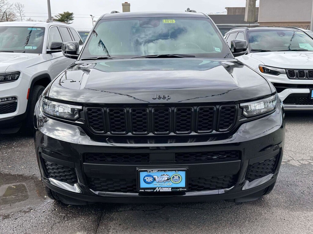 Used 2025 Jeep Grand Cherokee L Altitude X Altitude X 4x4