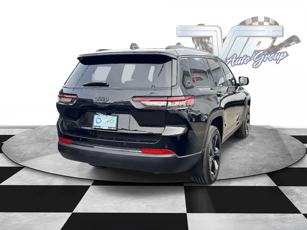 Used 2025 Jeep Grand Cherokee L Altitude X Altitude X 4x4