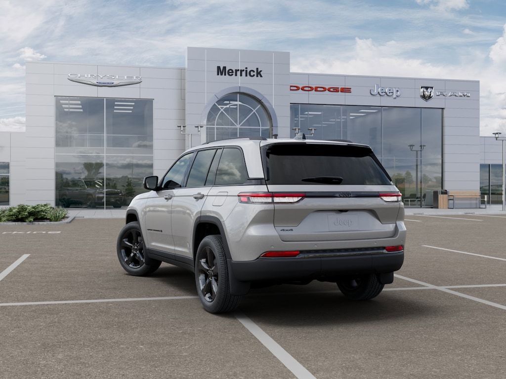 New 2025 Jeep Grand Cherokee Laredo Sport Utility