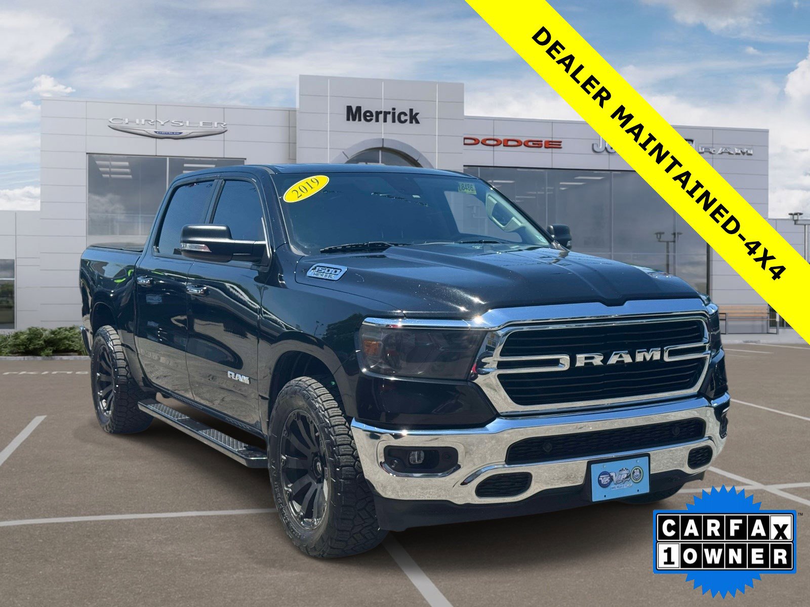 2019 RAM 1500 Big Horn/Lone Star 4x4 Crew Cab 5'7's photo