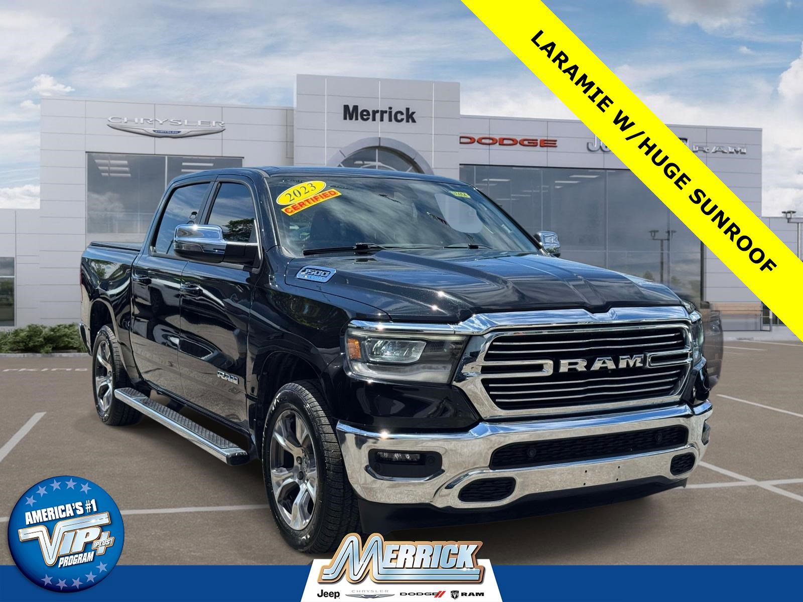 2023 RAM 1500 Laramie 4x4 Crew Cab 5'7's photo