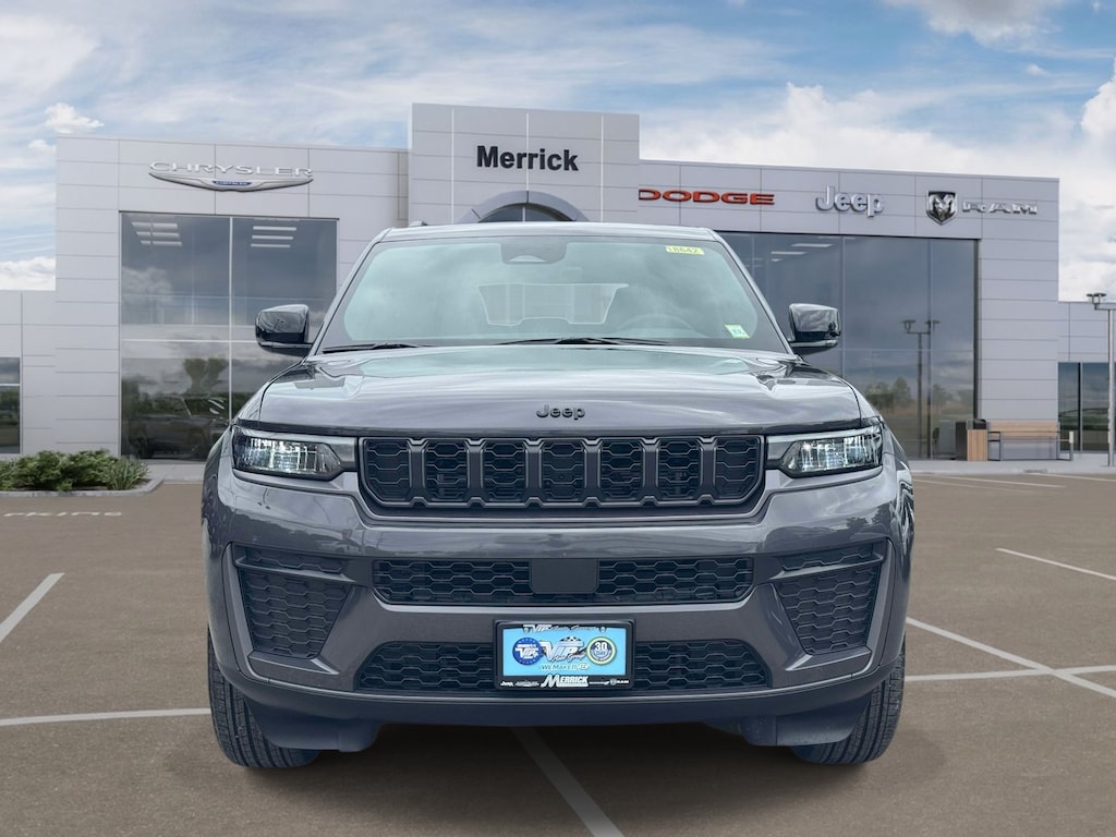 Used 2026 Jeep Grand Cherokee Laredo Altitude Laredo Altitude 4x4