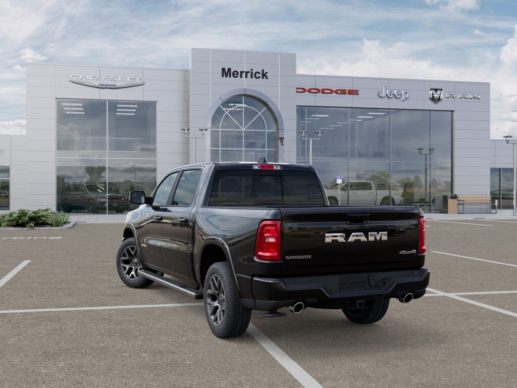 New 2026 Ram 1500 LARAMIE CREW CAB 4X4 5'7 BOX Pickup