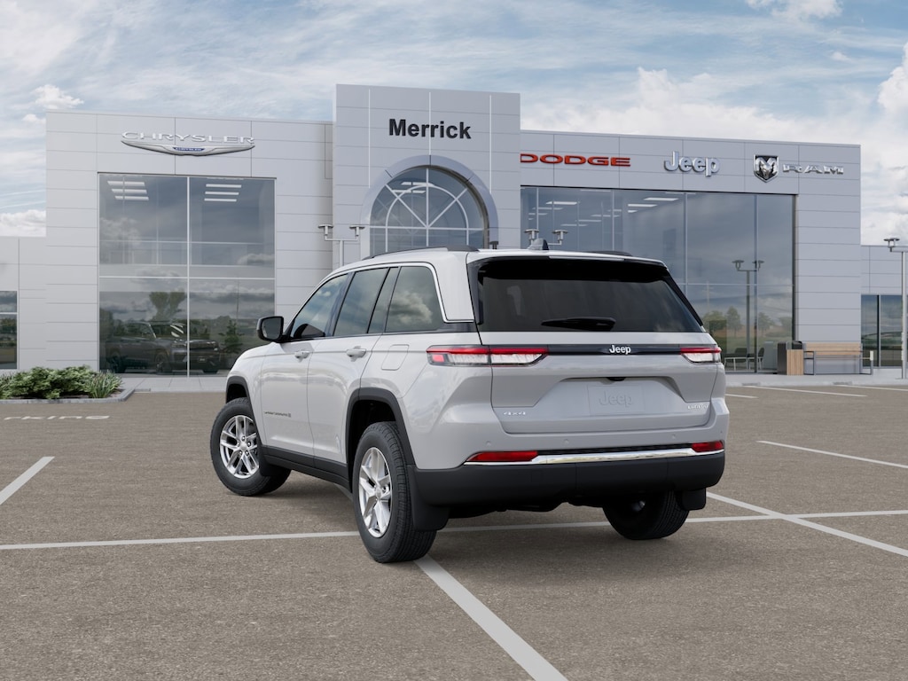 New 2025 Jeep Grand Cherokee Laredo Sport Utility