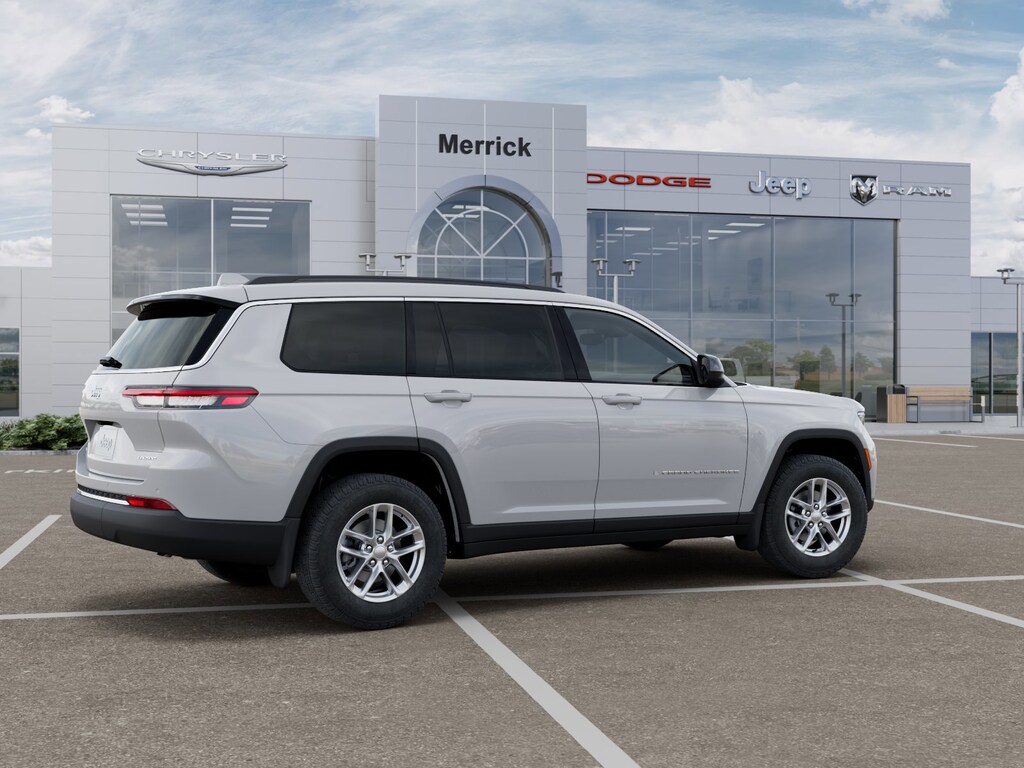 New 2026 Jeep Grand Cherokee L Laredo Sport Utility