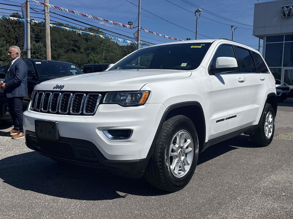 Used 2019 Jeep Grand Cherokee Laredo E Laredo E 4x4