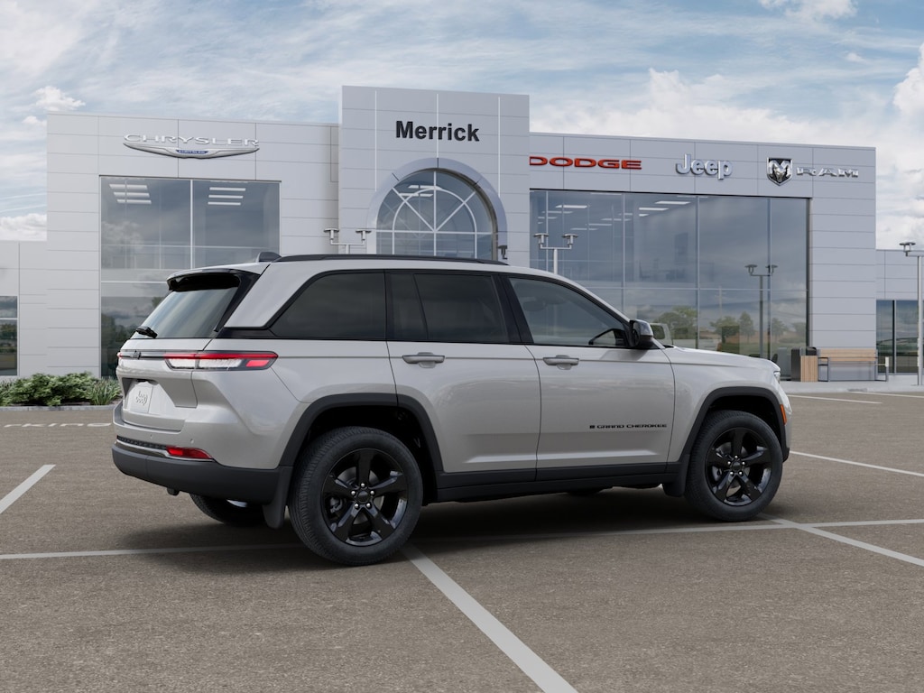 New 2025 Jeep Grand Cherokee Laredo Sport Utility