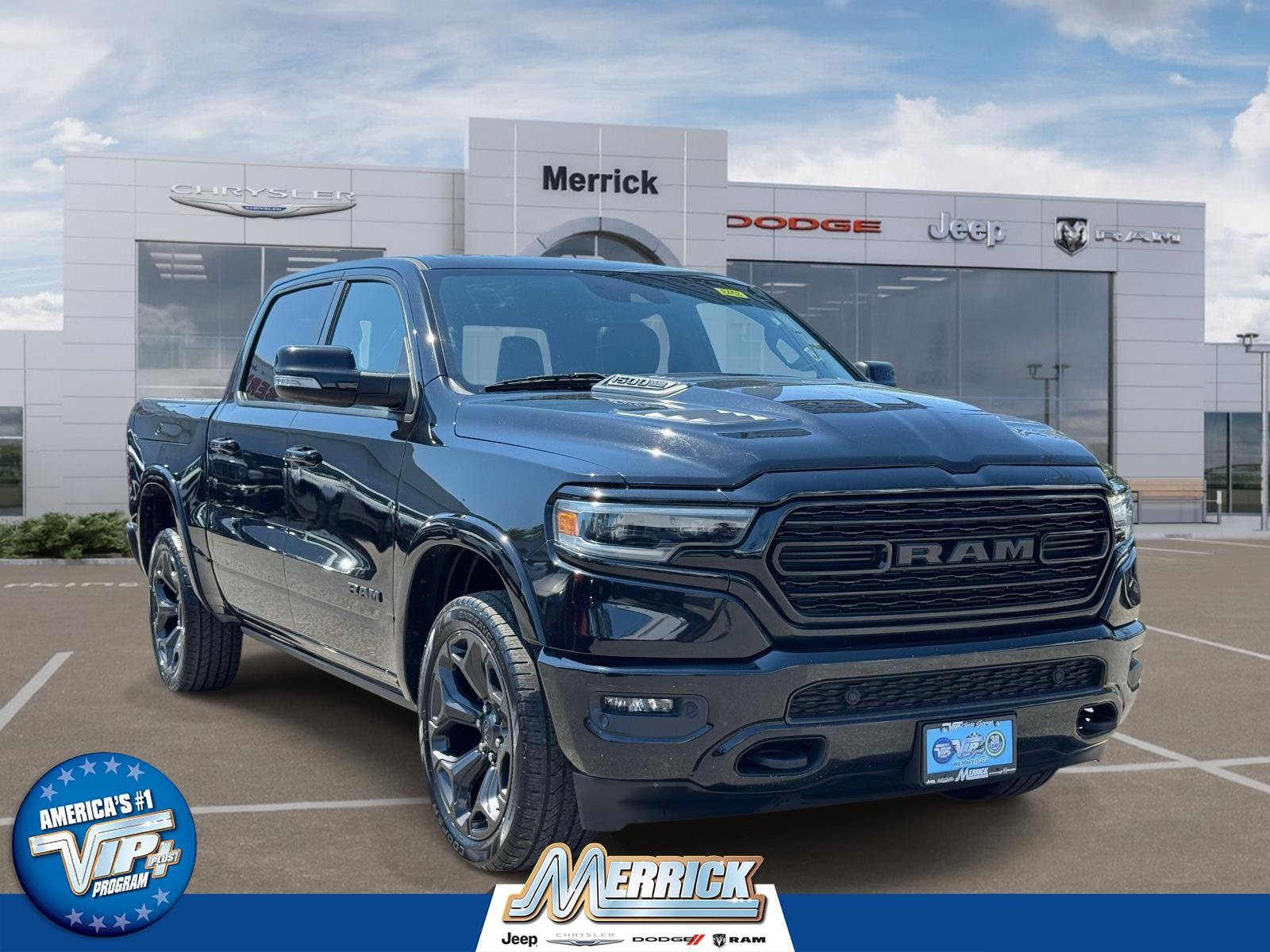 2022 RAM 1500 Limited 4x4 Crew Cab 5'7's photo