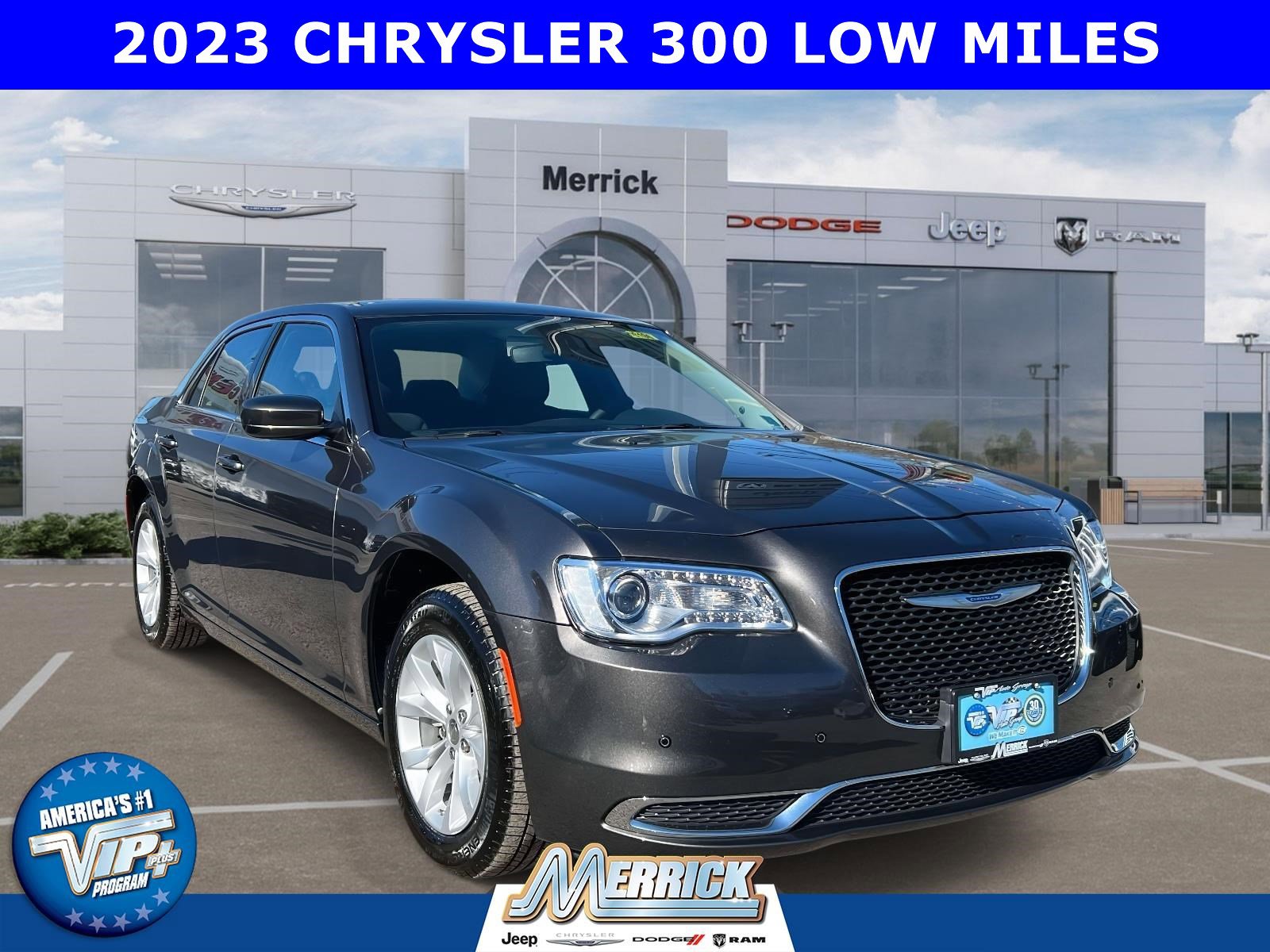 2023 Chrysler 300 Touring