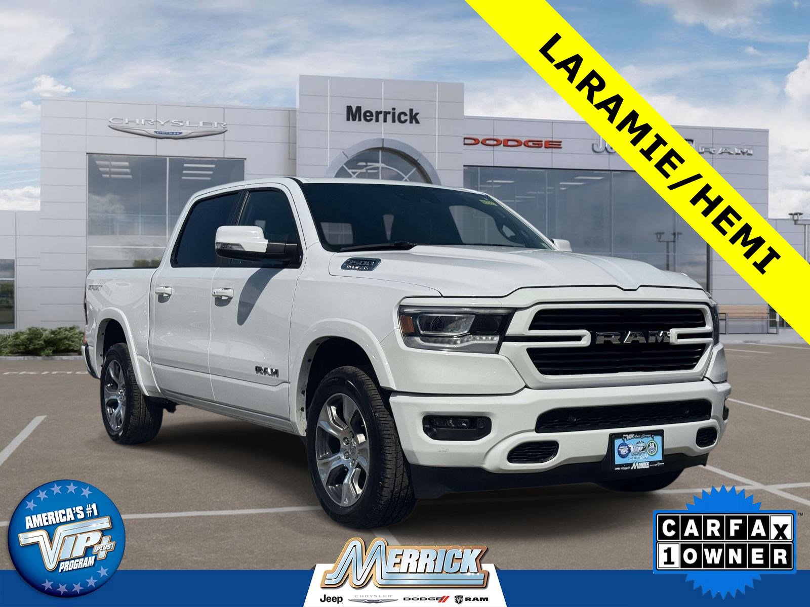 2022 RAM 1500 Laramie 4x4 Crew Cab 5'7's photo