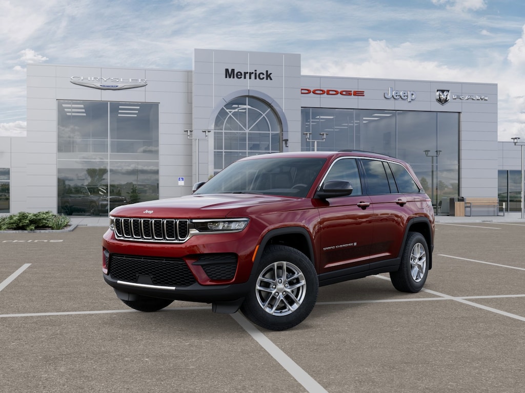 New 2025 Jeep Grand Cherokee Laredo Sport Utility