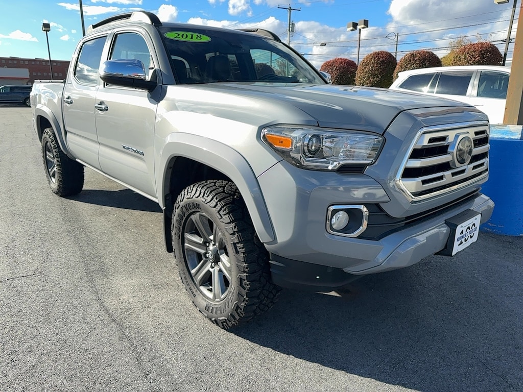 Used 2018 Toyota Tacoma Truck Double Cab
