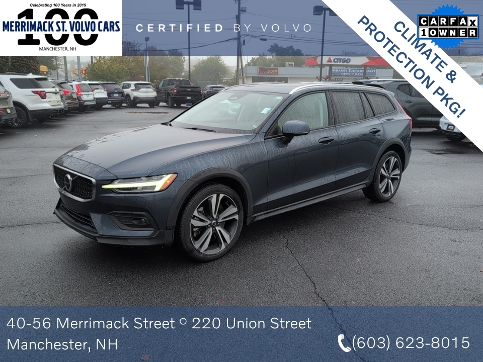  2024 Volvo V60 Cross Country B5 Plus AWD   