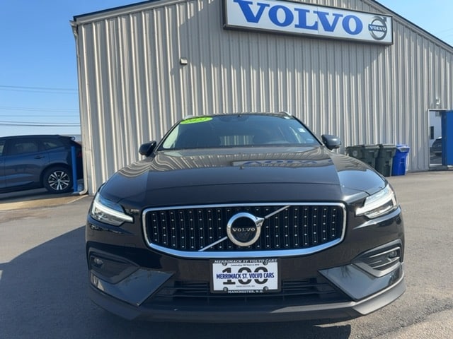 Certified 2022 Volvo V60 Cross Country Base with VIN YV4102WK4N2089721 for sale in Manchester, NH