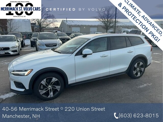 2022 Volvo V60 Cross Country Wagon