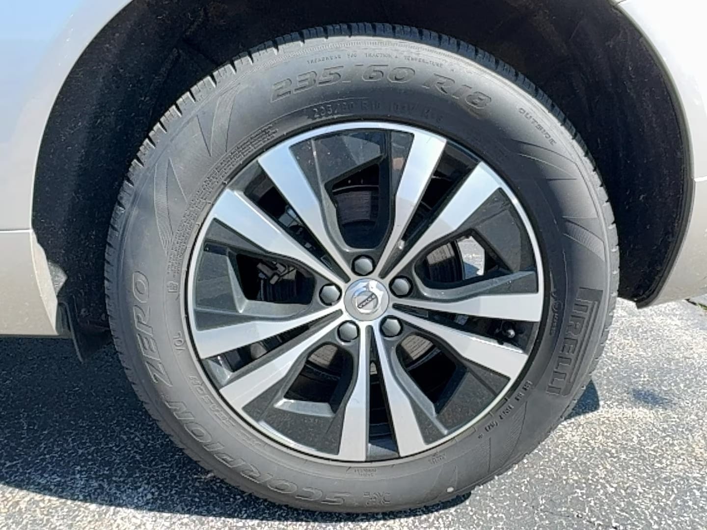 2024 Volvo XC60 Core - Photo 10