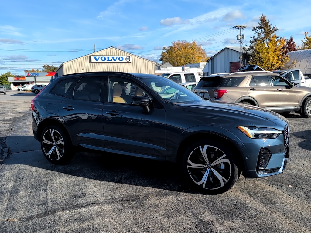 New 2025 Volvo XC60 Ultra SUV