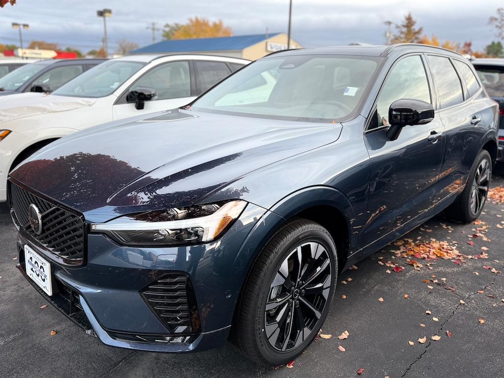 New 2026 Volvo XC60 B5 Plus SUV