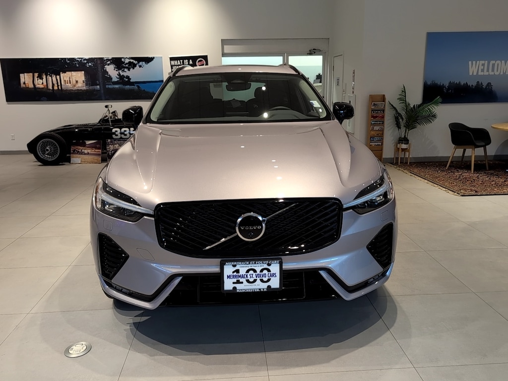 New 2026 Volvo XC60 B5 Plus SUV