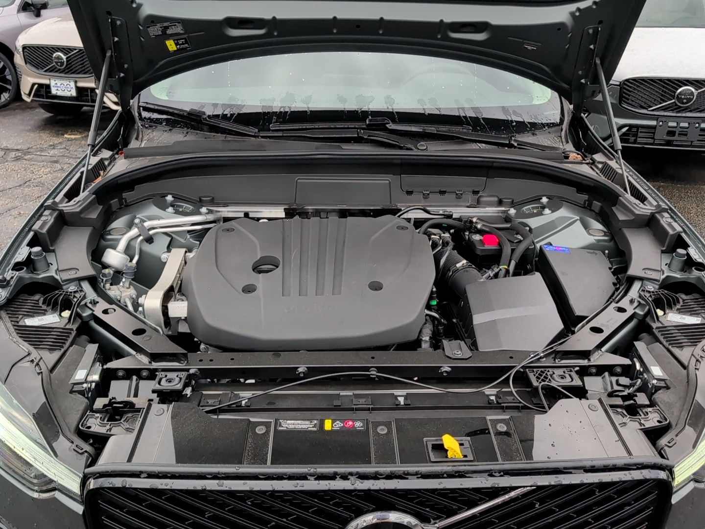2026 Volvo XC60 Plus - Photo 24