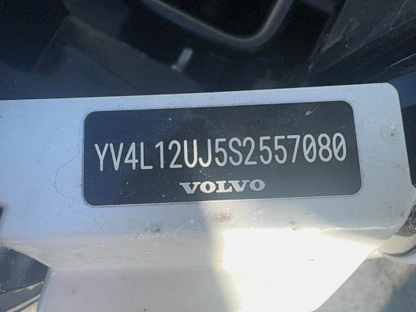 2025 Volvo XC40 Core - Photo 24