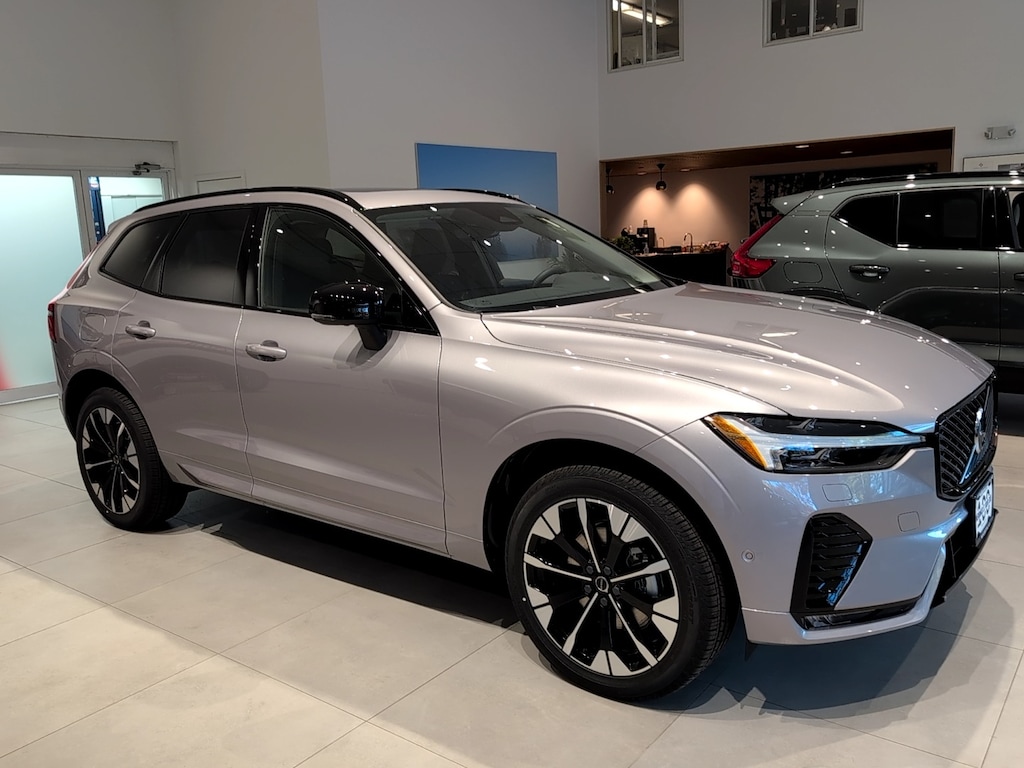 New 2026 Volvo XC60 B5 Plus SUV
