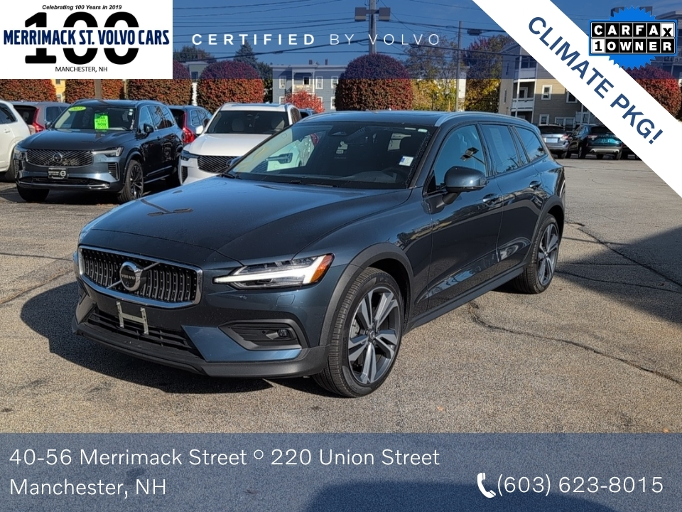  2025 Volvo V60 Cross Country B5 Plus AWD   
