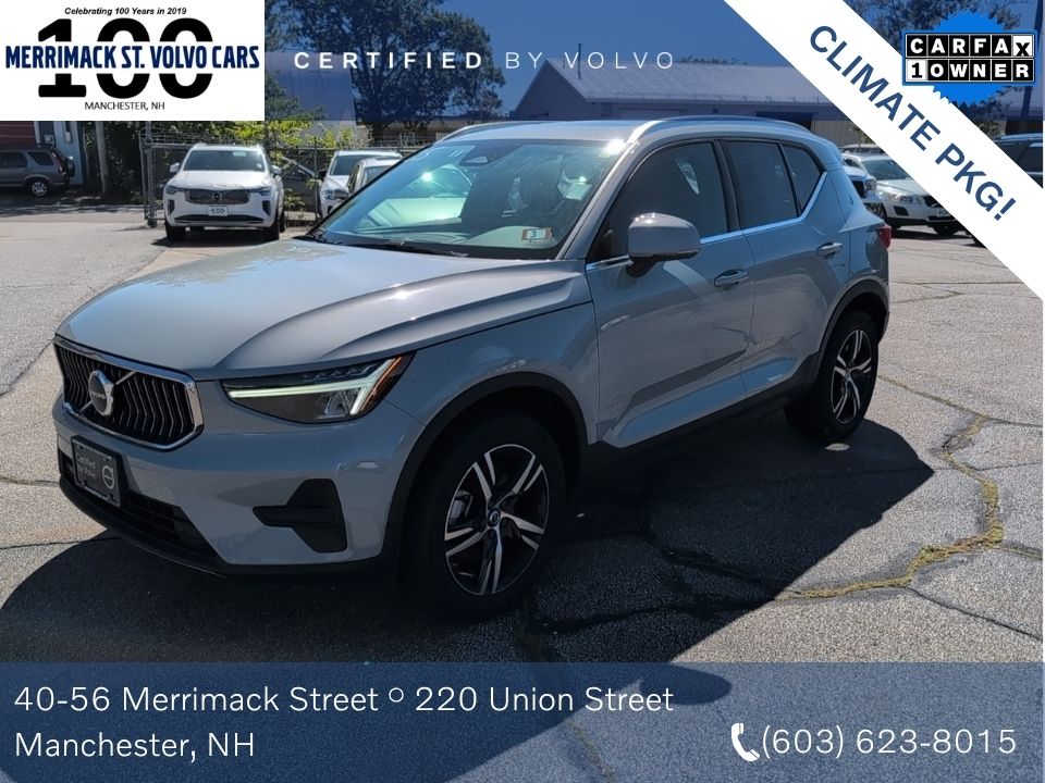 2025 Volvo XC40 Core