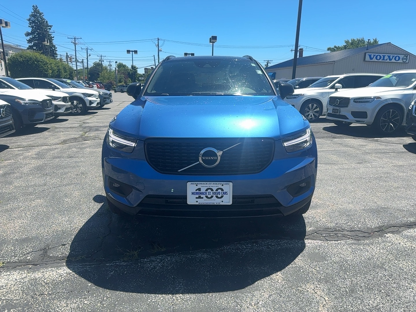 Used 2021 Volvo XC40 R-Design with VIN YV4162UM0M2431070 for sale in Manchester, NH