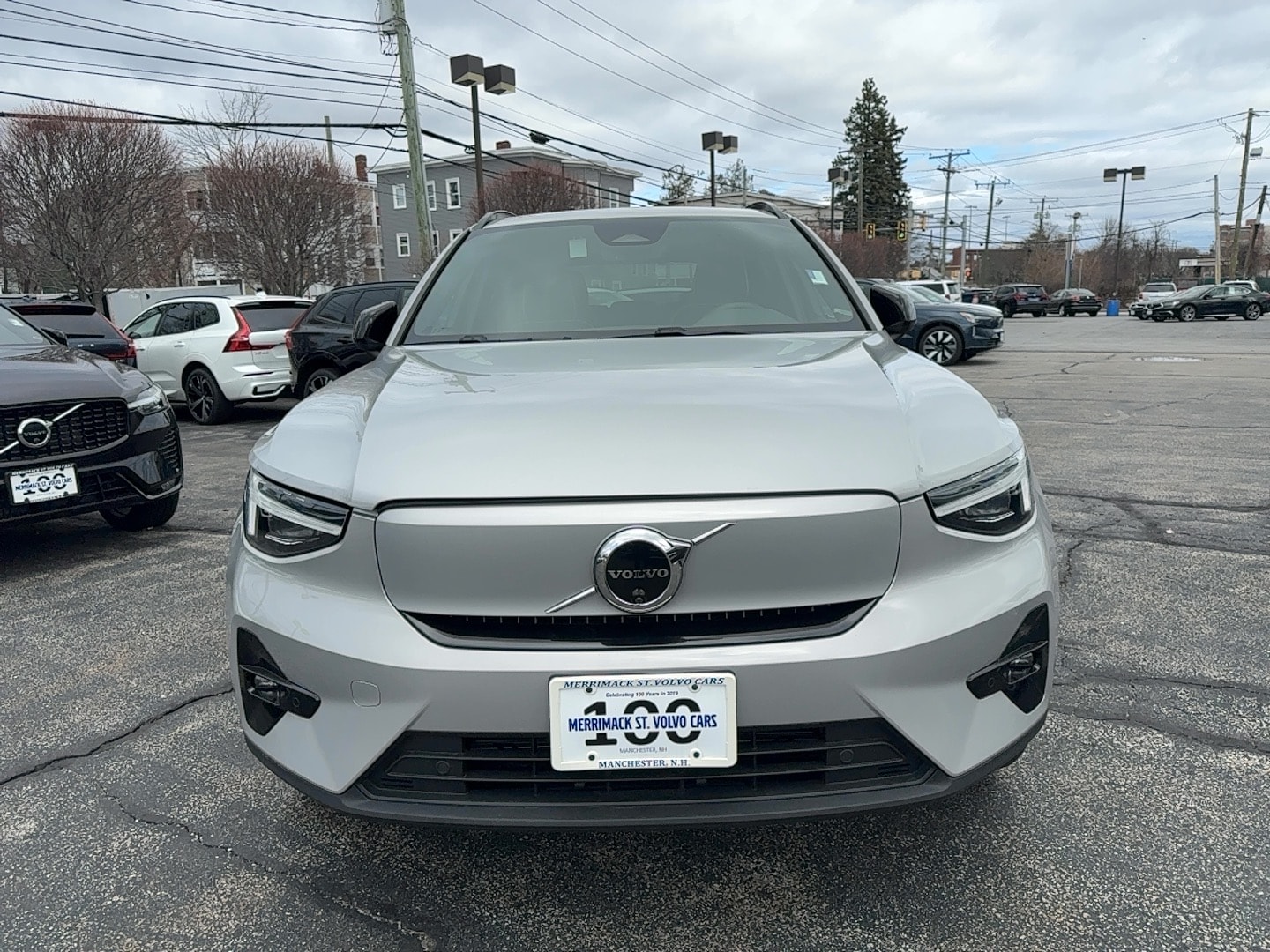 Used 2024 Volvo XC40 Plus with VIN YV4EH3HL4R2248135 for sale in Manchester, NH