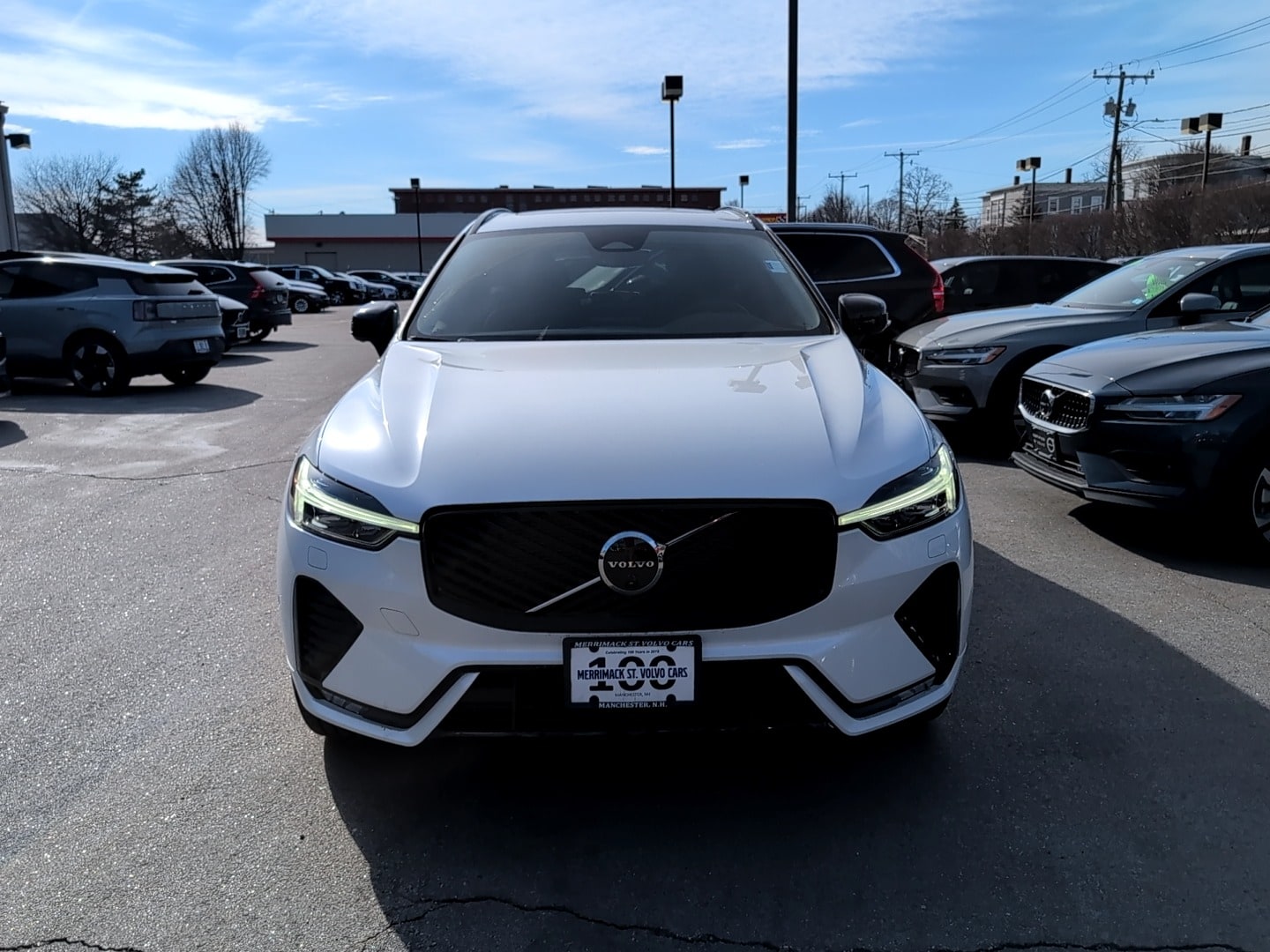 2026 Volvo XC60 Plus - Photo 2