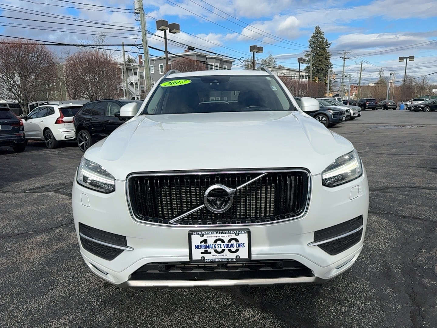 Used 2017 Volvo XC90 Momentum with VIN YV4A22PK8H1139846 for sale in Manchester, NH